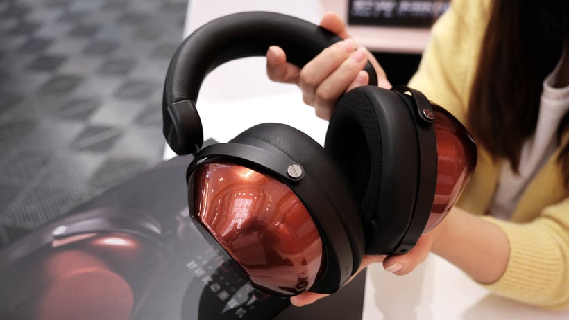 超高性价比享受旗舰好声音，HIFIMAN HE-R9动圈封闭大耳体验